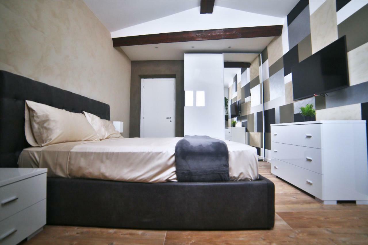 Garibaldi Fifty Attic Near Duomo Apartment Милано Екстериор снимка